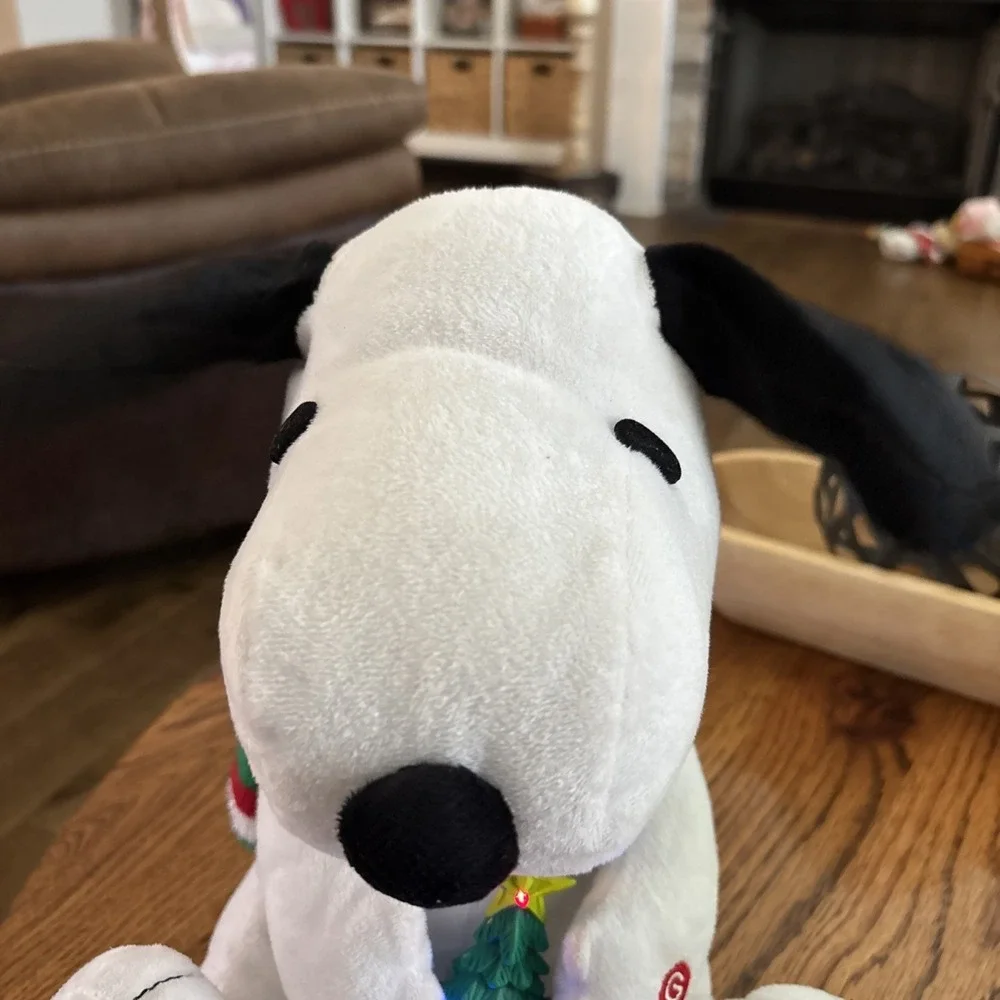 Gemmy Peanuts 10
